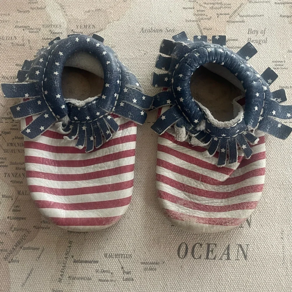 Freshly Picked Stars and Stripes Moccasins Size 4
